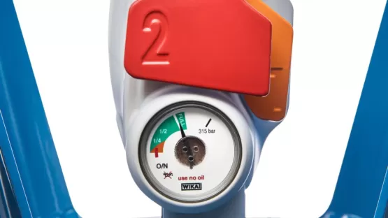 SMARTOP cylinder head with gauge and on/off lever | Air Liquide in the ...